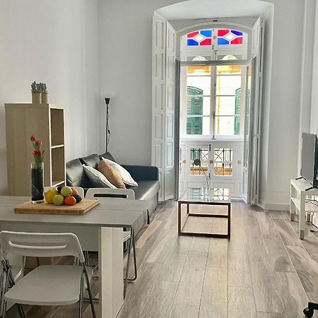 Cool Home Malaga City Center Экстерьер фото