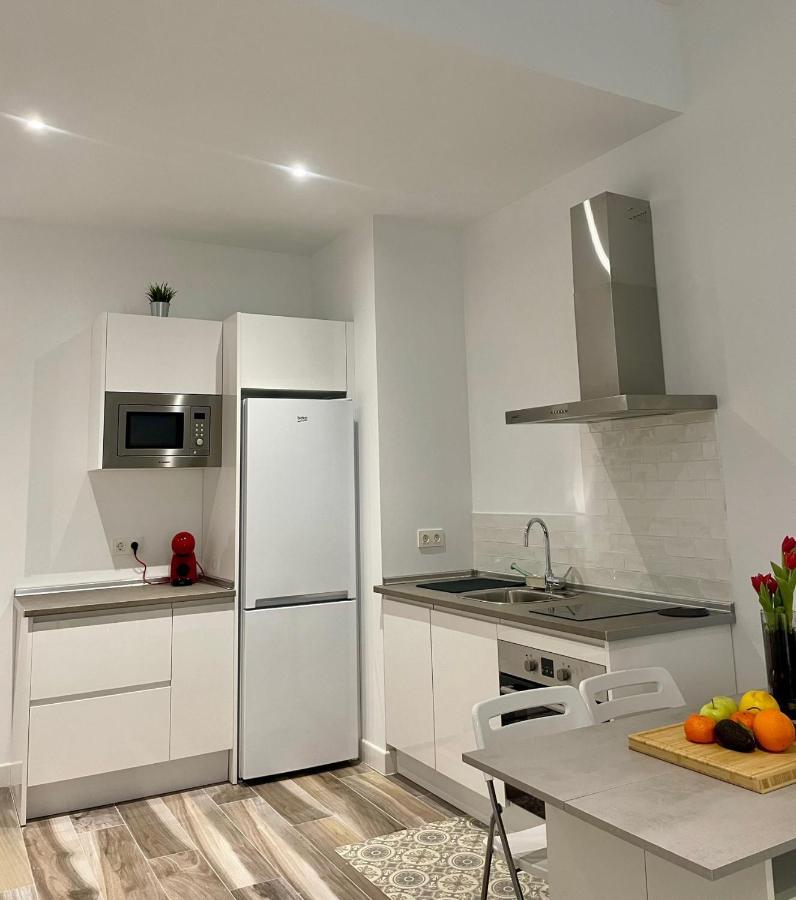 Cool Home Malaga City Center Экстерьер фото